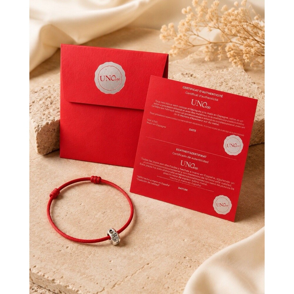 UNOde50 Red Cord Bracelet Silver-Tone Padlock Charm Adjustable Authenticity Card